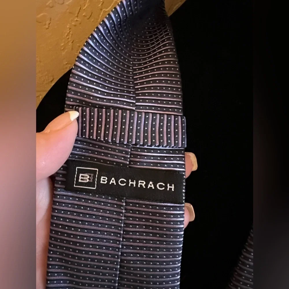 Bachrach mens silk tie Italy Light/Dark Blue Abstract Necktie Tie